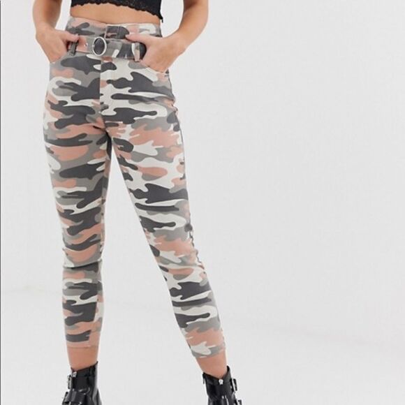 NWT BERSHKA Camo Print Skinny High Waist Jeans SIZE 4 - Picture 4 of 16